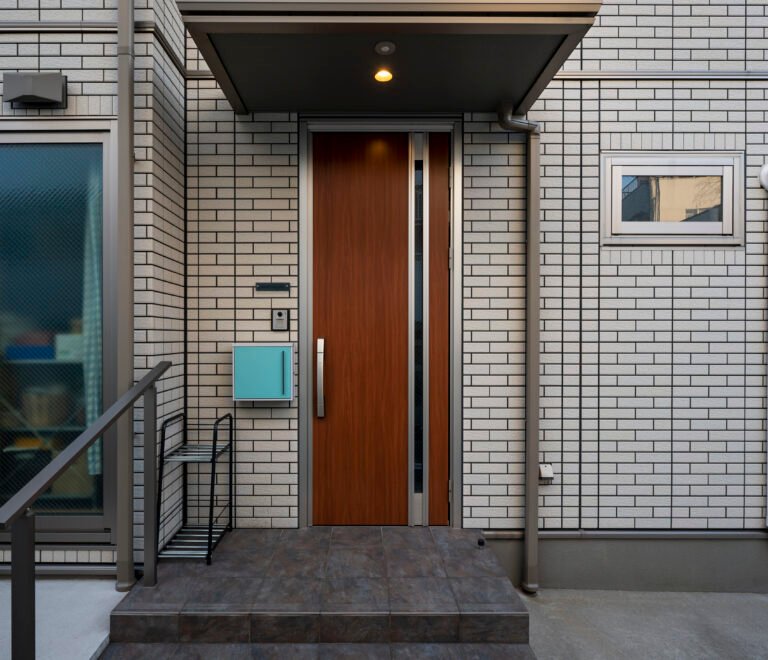 Custom Interior Doors in Rocklin: Style, Soundproofing, and Space-Saving